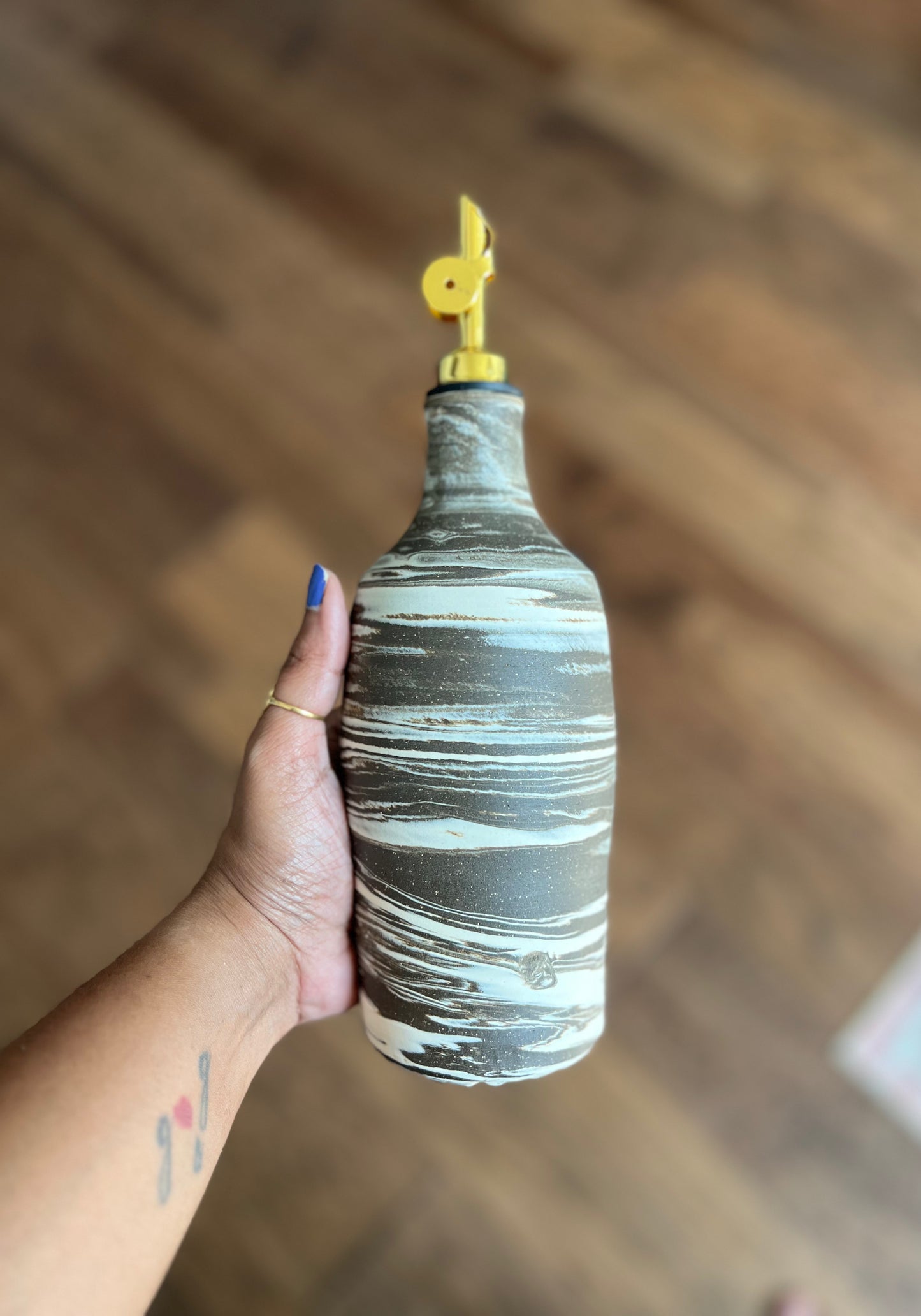 Marble Oil Pourer