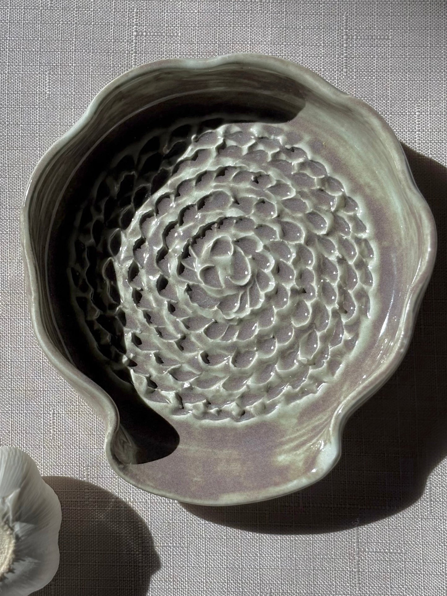 Garlic Grater - Pebbles