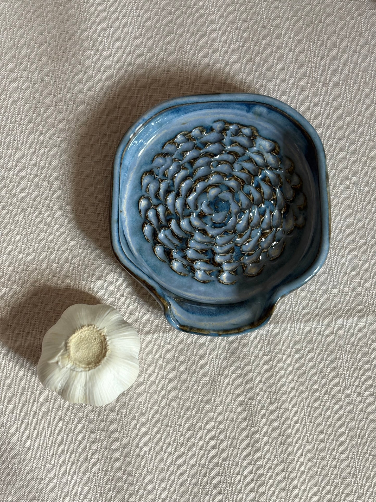 Garlic Grater - Moonlight