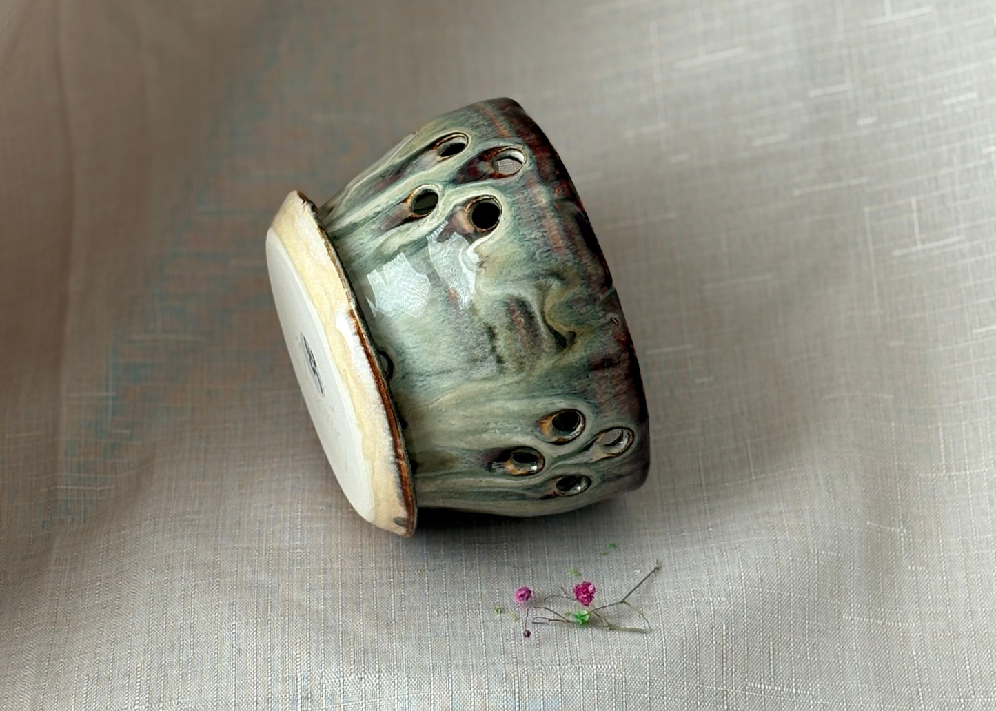 Mini Berry Bowl ( in built drip dish )- -  Mystic green