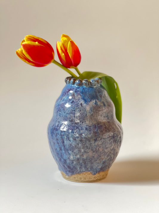 Bubble bead vase