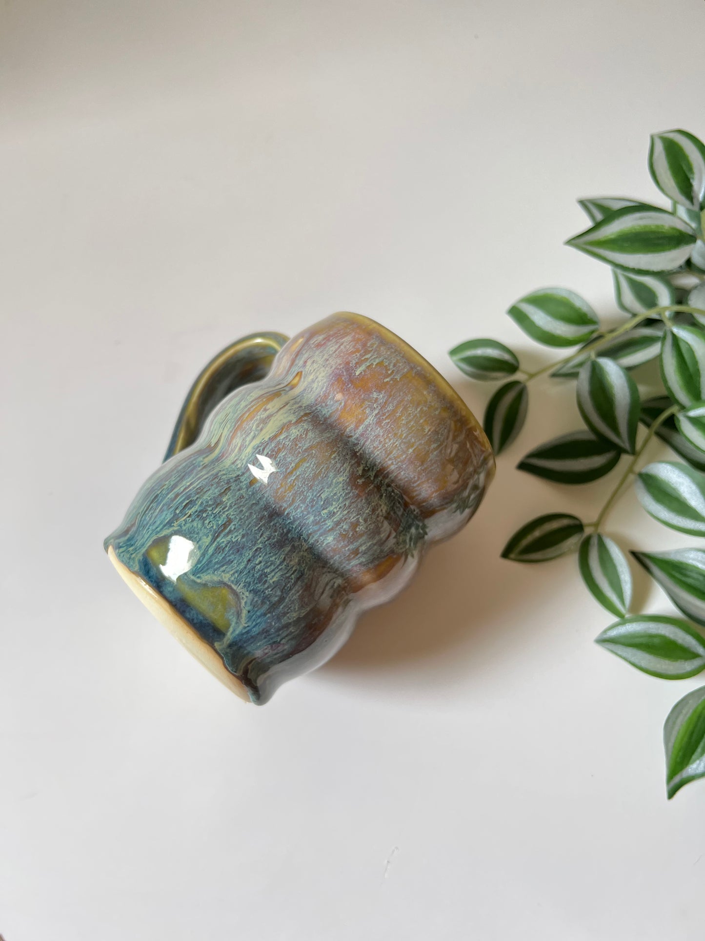 Green rain bubble mug